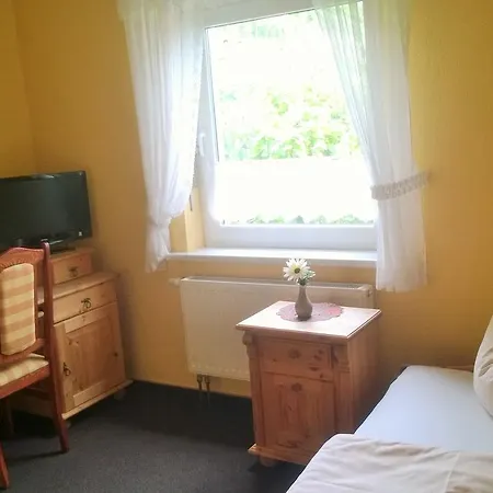 فندق Weingut Schulze *